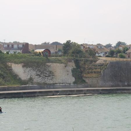 Spring Tide Cliff Top Glamping Pod With Direct Sea Views Birchington-on-Sea Eksteriør billede