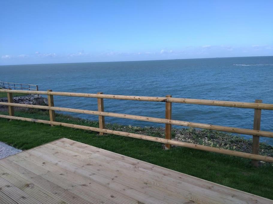 Spring Tide Cliff Top Glamping Pod With Direct Sea Views Birchington-on-Sea Eksteriør billede